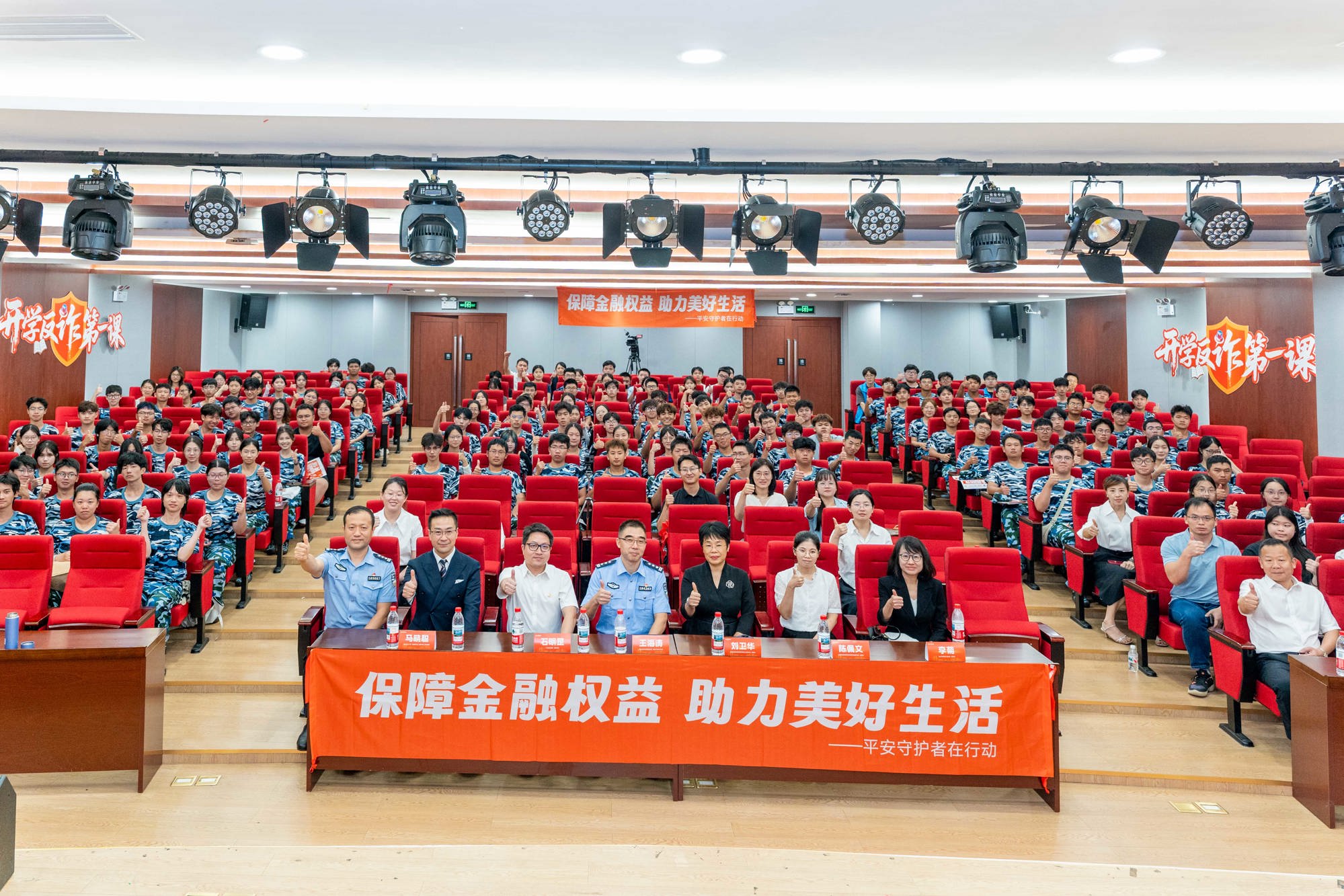 251bc6bdfa72414bb45e5e1d613b7c81.jpg 251bc6bdfa72414bb45e5e1d613b7c81.jpg